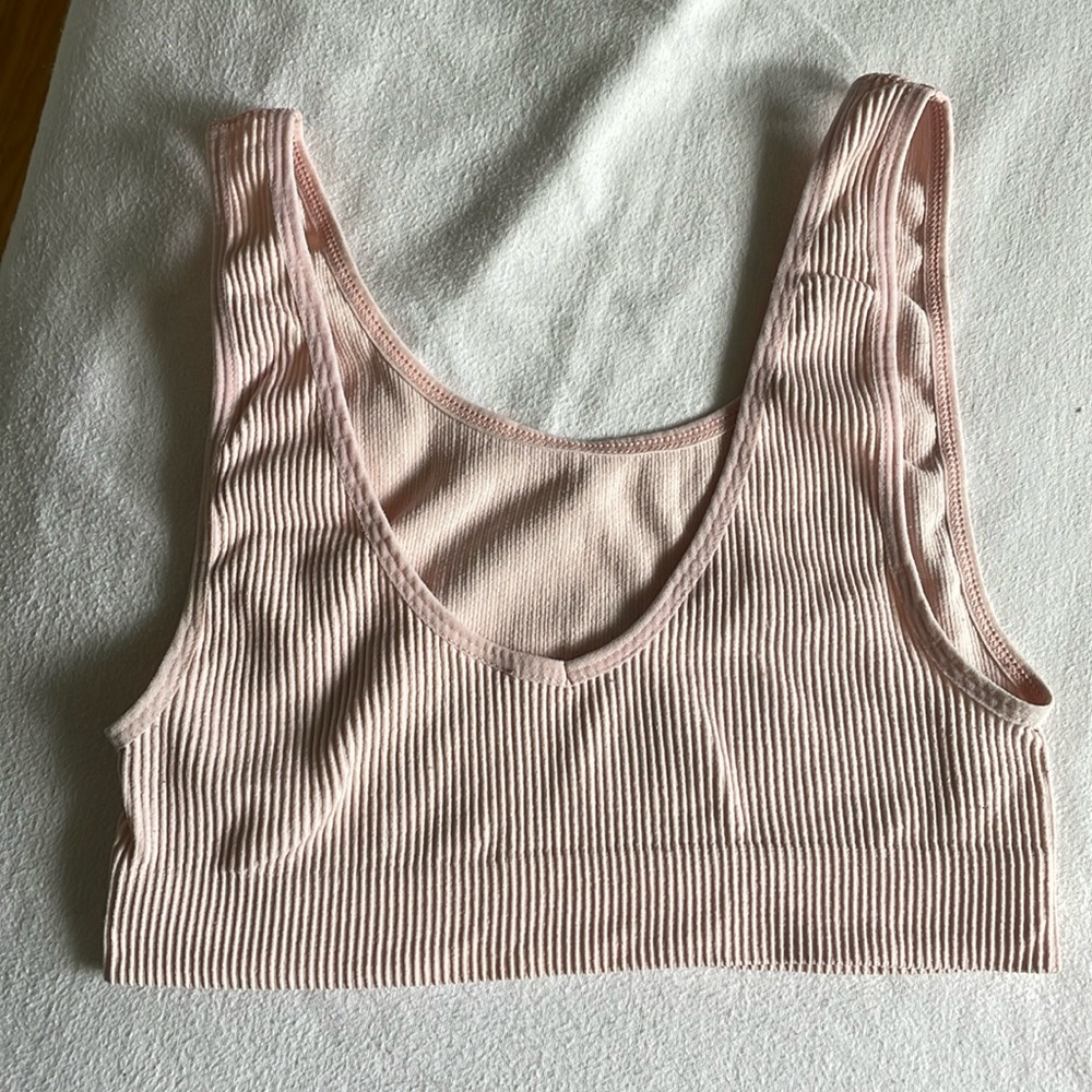 Reversible aritzia Sunday best bra top